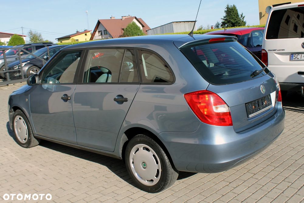 Skoda Fabia - 4