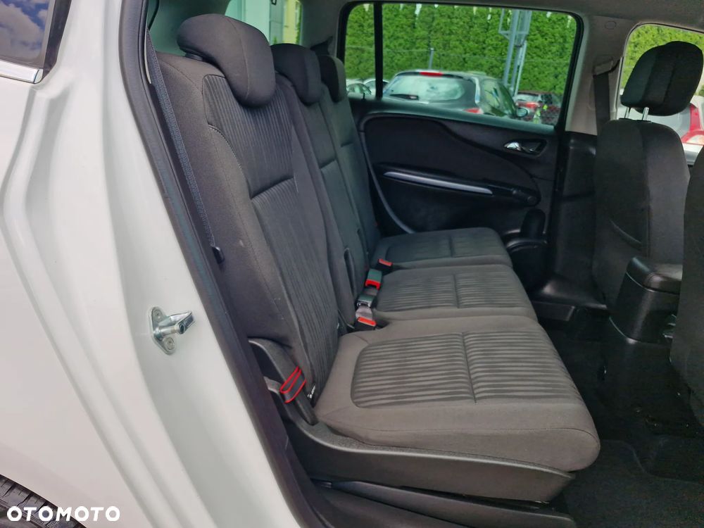 Opel Zafira Tourer 1.4 Turbo Edition - 19