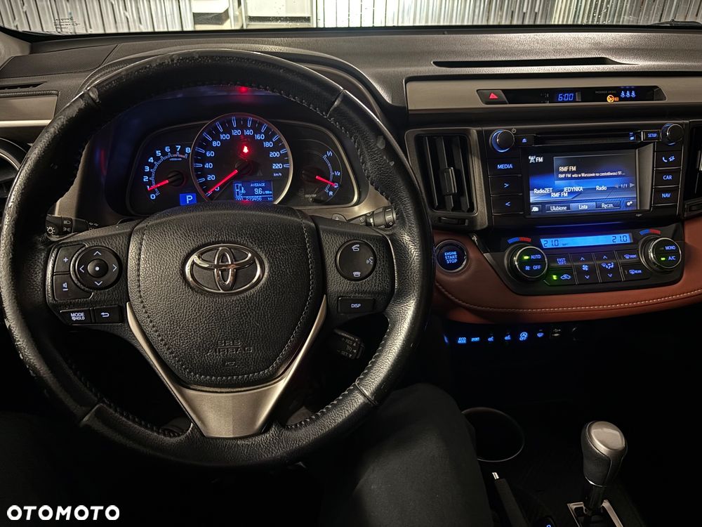 Toyota RAV4 2.0 Prestige 4x4 MS - 25