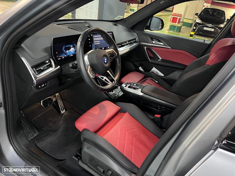 BMW iX1 xDrive30 Pack Desportivo M - 9