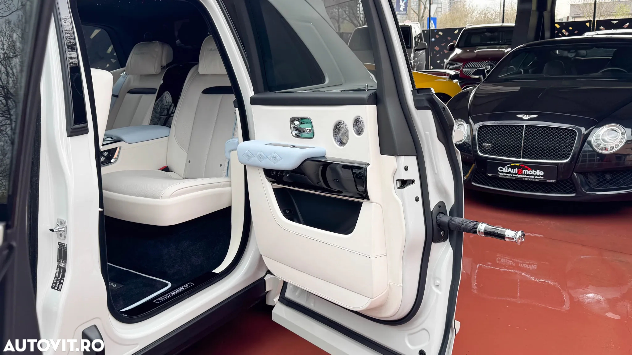 Rolls-Royce Cullinan Standard - 15