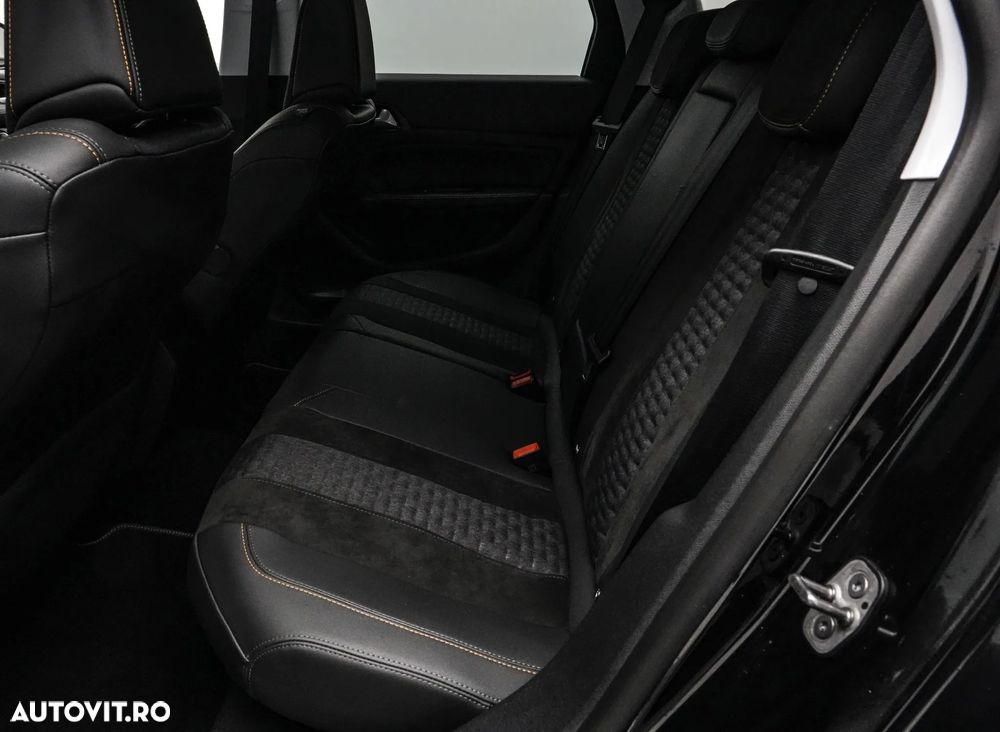 Peugeot 308 BlueHDi 130 EAT8 Black Edition - 15