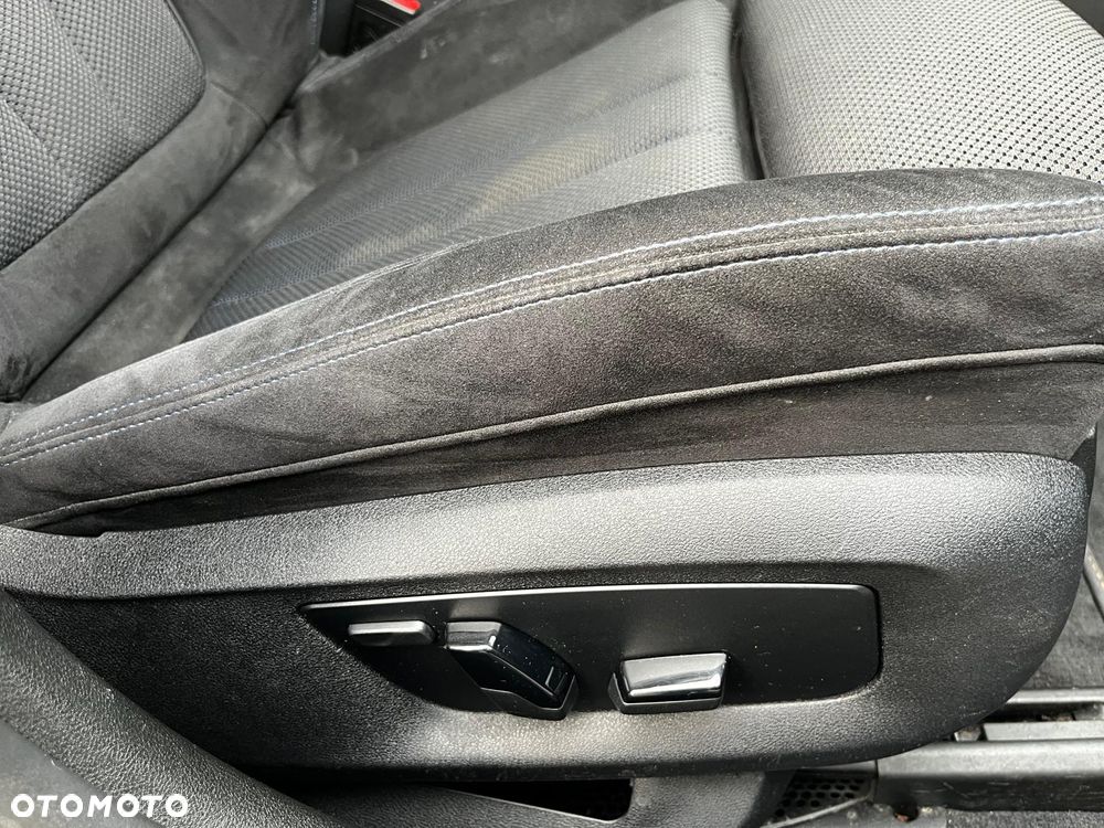 BMW Seria 5 520d M Sport Edition - 17