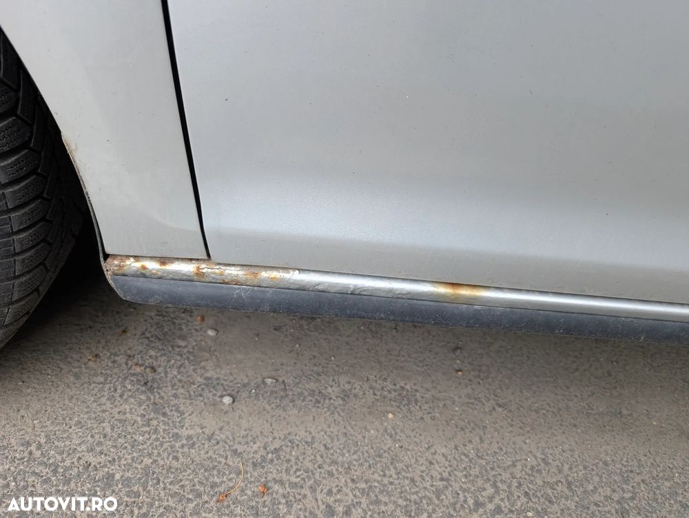 Volkswagen Golf 1.6 TDI DPF BMT Trendline - 4