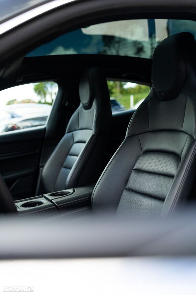 Porsche Taycan 4S Bateria Performance Plus - 13