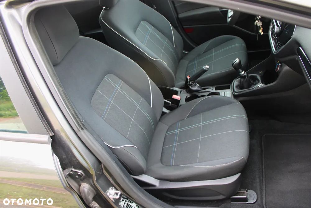 Ford Fiesta 1.5 TDCi ACTIVE PLUS - 19