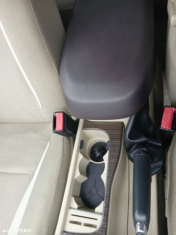 Ford Focus 1.8 TDCI Ghia - 16