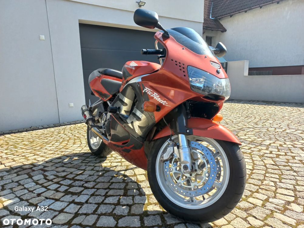 Honda CBR - 2
