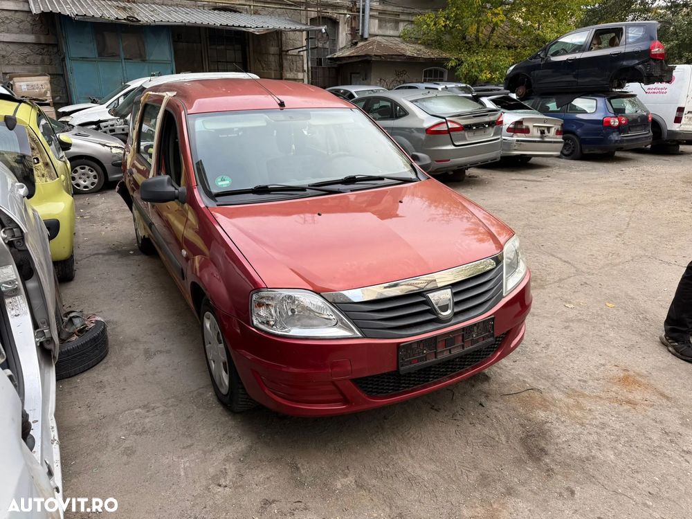 Dezmembrez Dacia Logan MCV maro visiniu facelift 2010 1,6 benzina - 14
