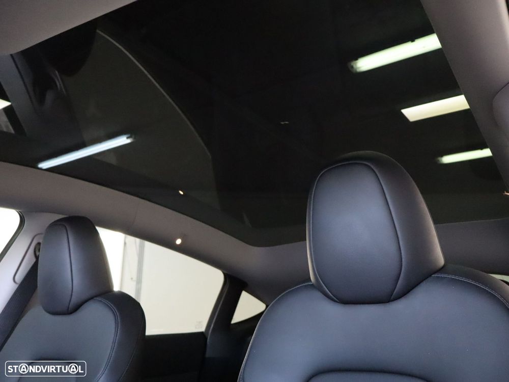 Tesla Model Y Tração Traseira - 14