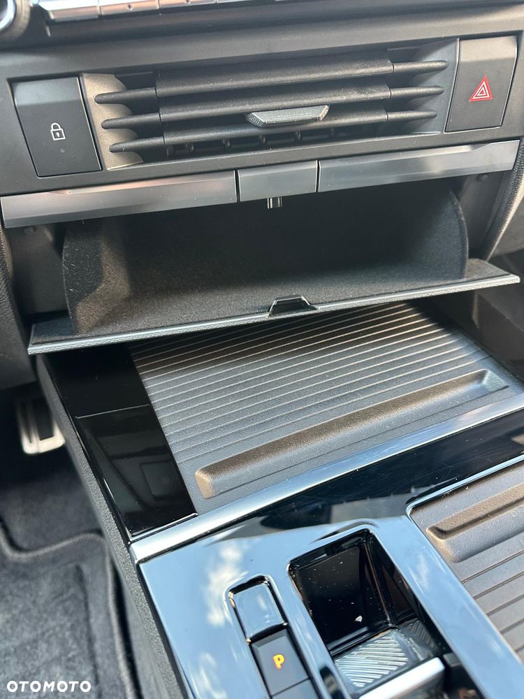 Opel Astra 1.5 D Automatik GS Line - 26