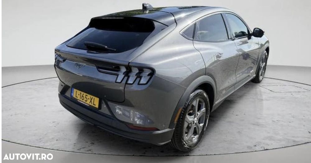 FORD Mustang Mach-E 2021 — imagine 2