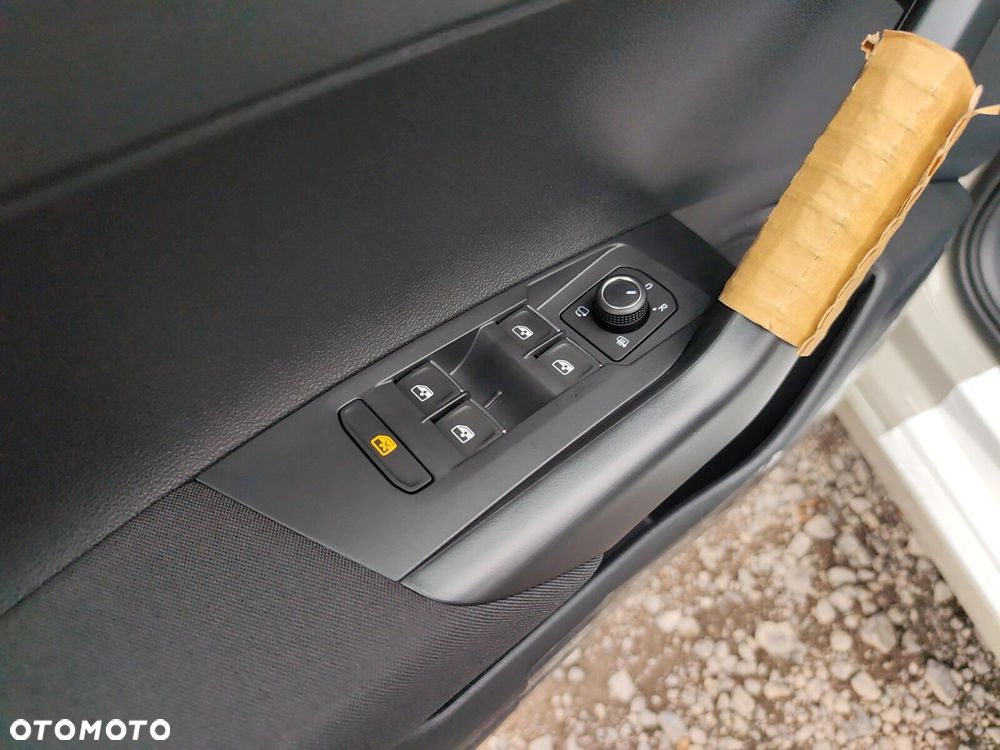 Volkswagen Taigo 1.5 TSI ACT R-Line Plus DSG - 25