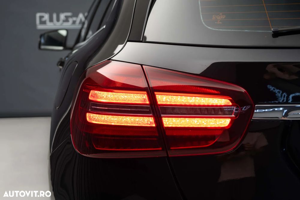 Mercedes-Benz GLA 200 7G-DCT AMG Line - 12