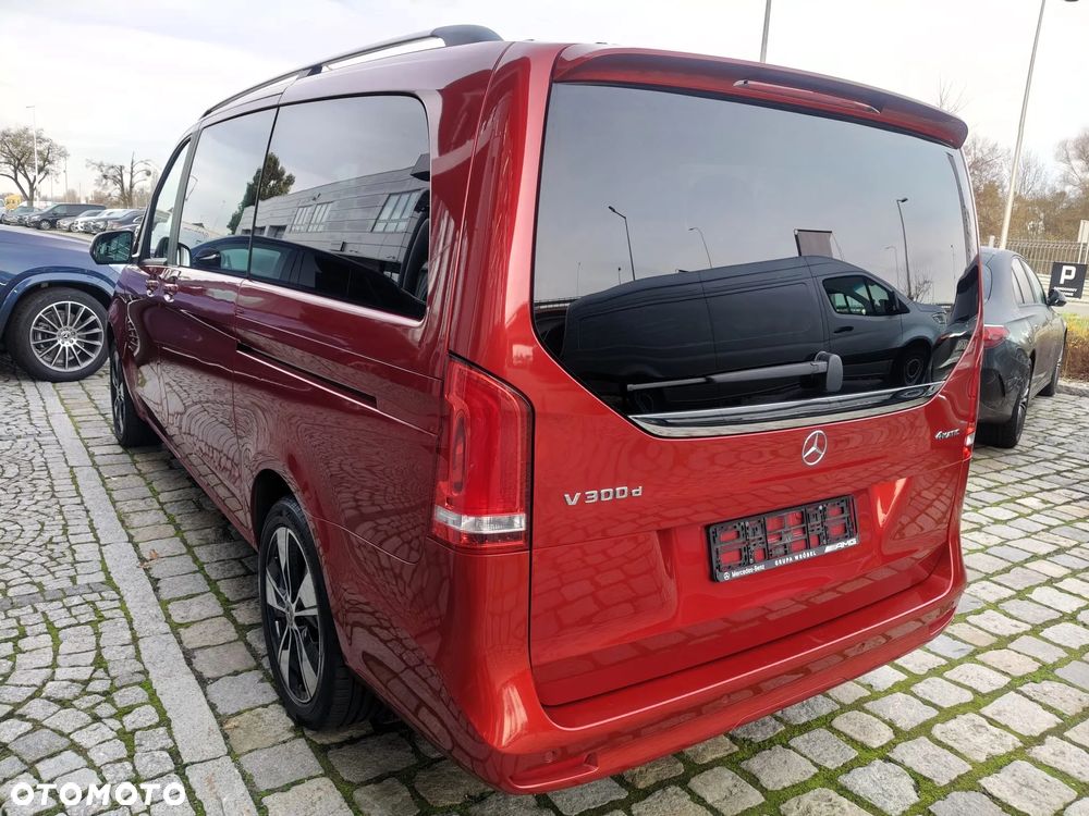 Mercedes-Benz Klasa V 300 d 4-Matic Avantgarde 9G-Tronic (d³ugi) - 4