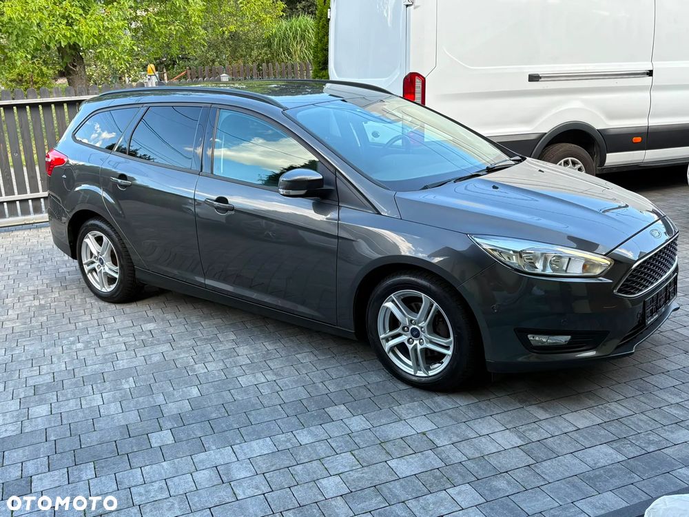 Ford Focus 1.0 EcoBoost SYNC Edition ASS PowerShift - 3