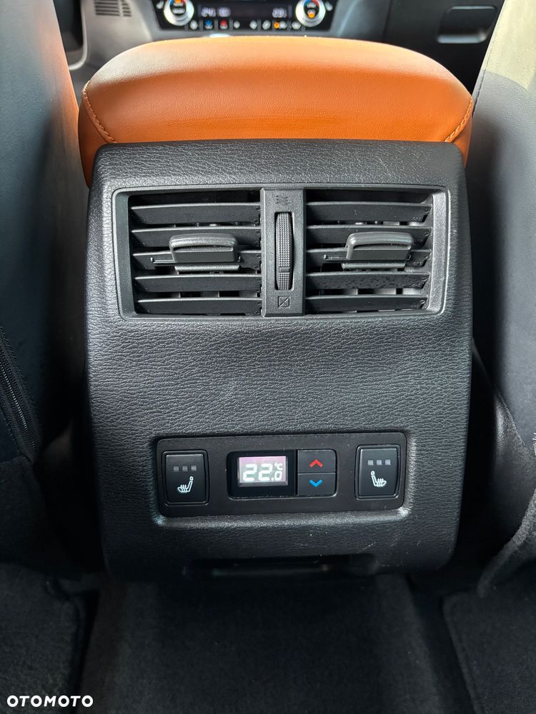 Mitsubishi Outlander - 37