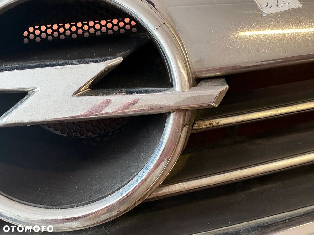 OPEL ZAFIRA B LIFT ATRAPA GRILL ZDERZAKA PRZÓD 13247331 - 8