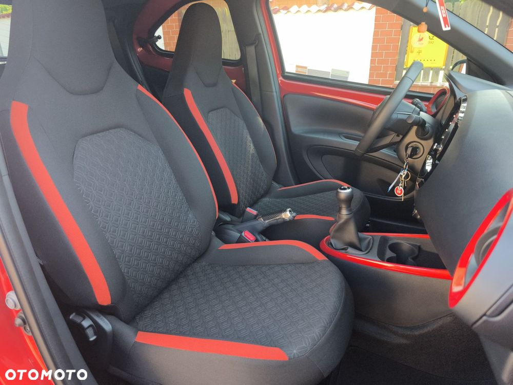 Toyota Aygo X - 10