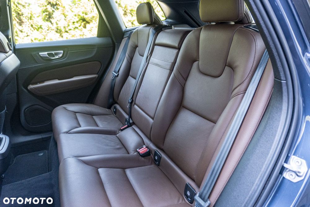 Volvo XC 60 - 12