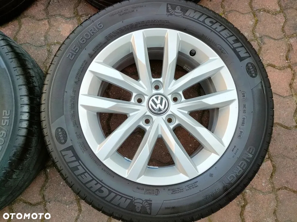 Alufelgi VW Passat B8 215/60/16 95V lato - 3