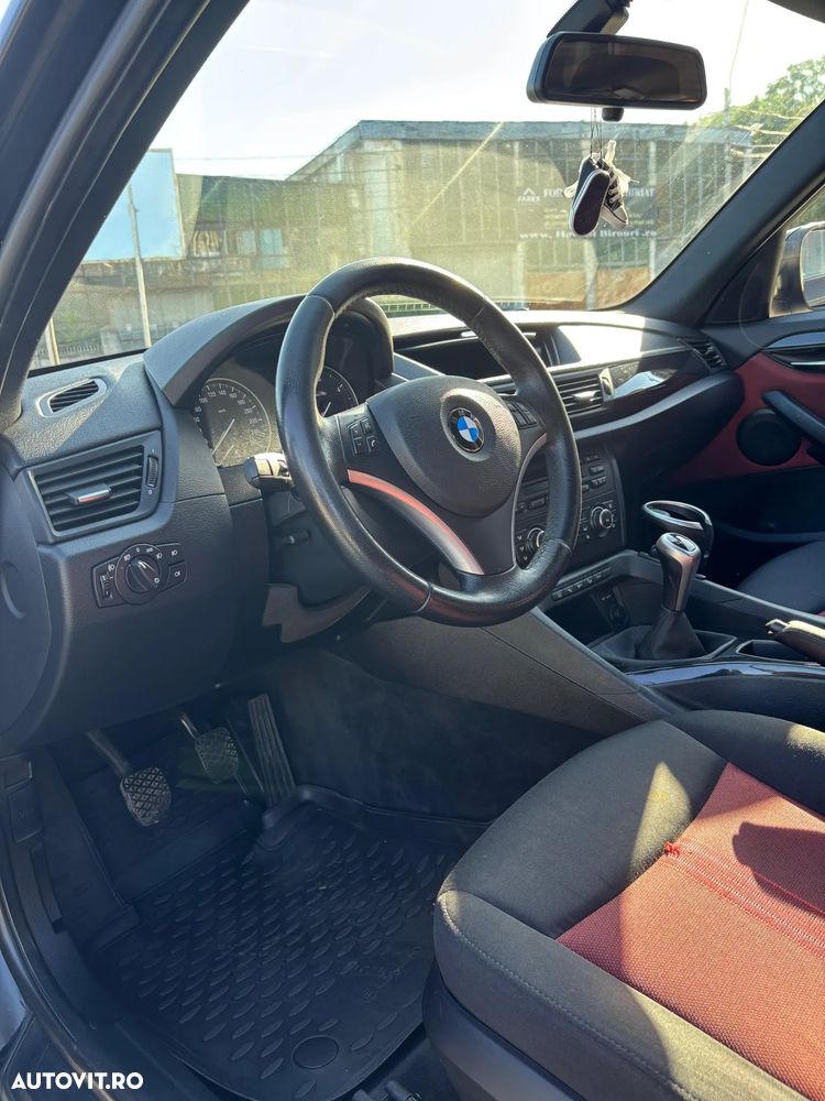 BMW X1 xDrive20d - 9