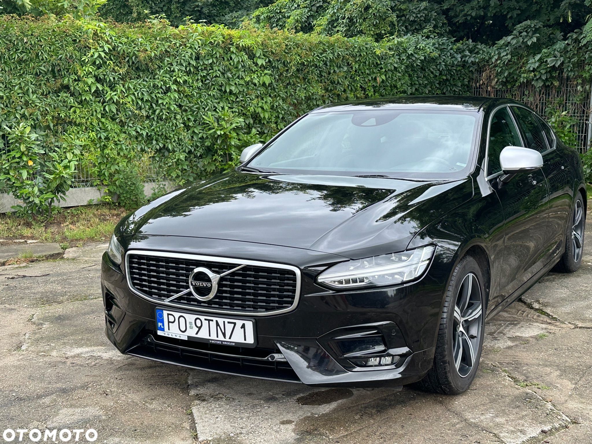 Volvo S90 D4 AWD R-Design - 1