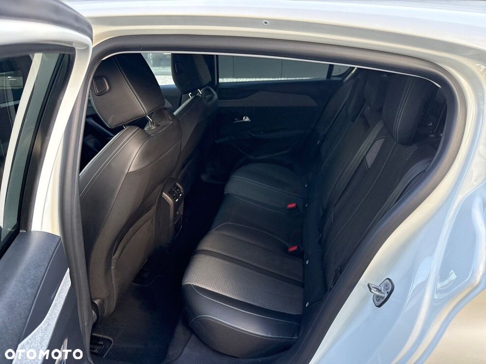 Peugeot 308 1.2 PureTech GPF Allure Pack S&S - 11