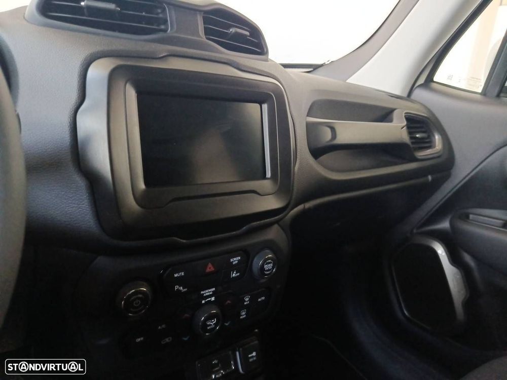 Jeep Renegade 1.0 T Limited - 21