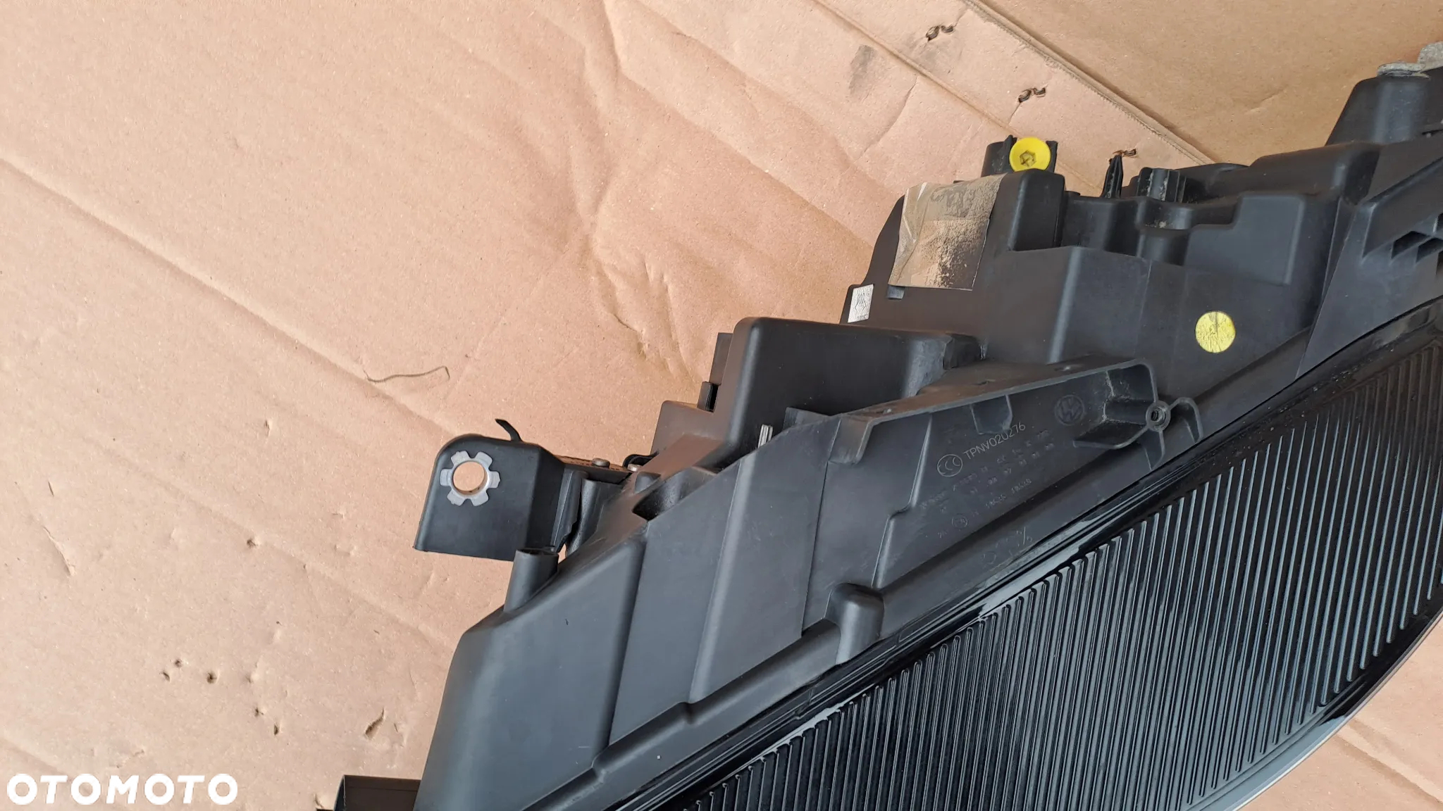 VW ID3 LEWA LAMPA FULL LED 10B941035B UŻYWANA - 7