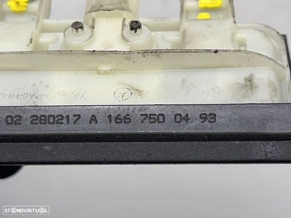 Botão da mala MERCEDES-BENZ CLA Shooting Brake (X117) REF. A1667500493 - 3