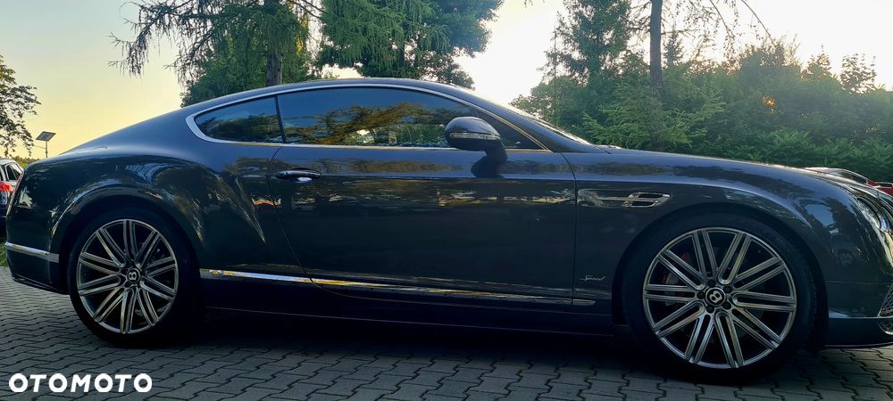 Bentley Continental GT - 12