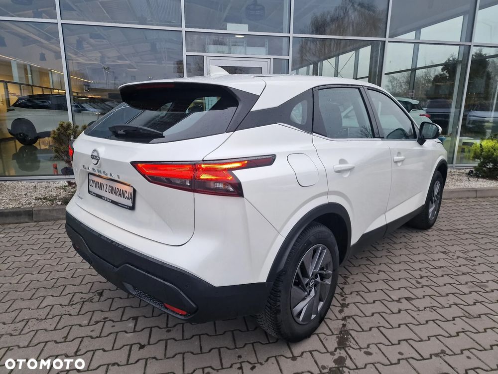 Nissan Qashqai 1.3 DIG-T MHEV Acenta Xtronic - 4