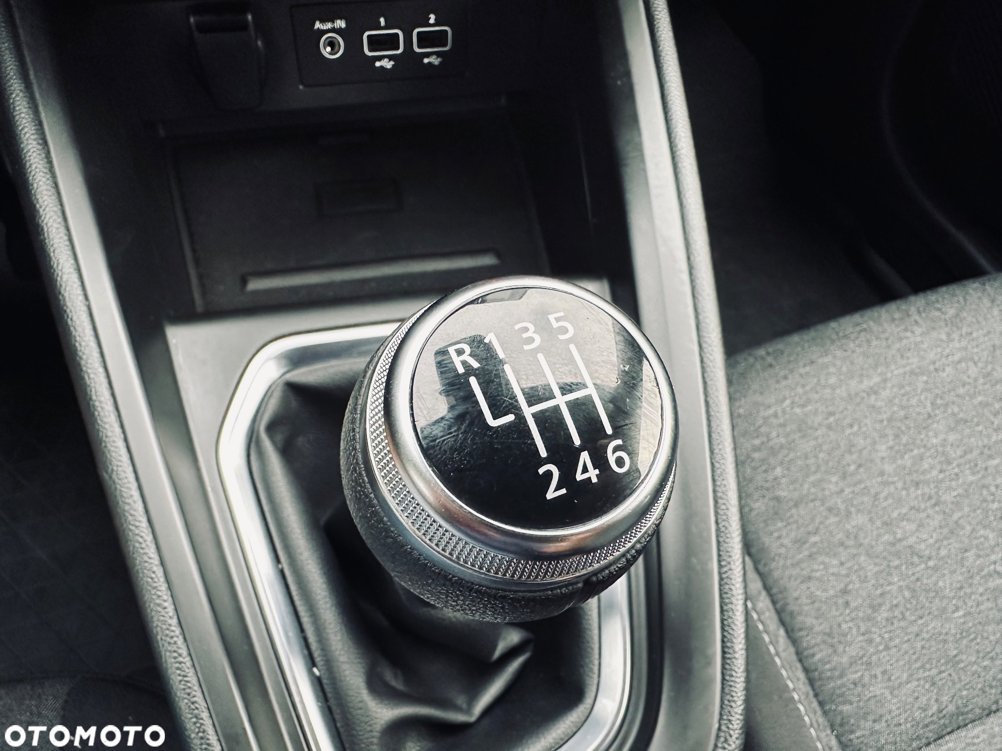 Renault Clio - 27