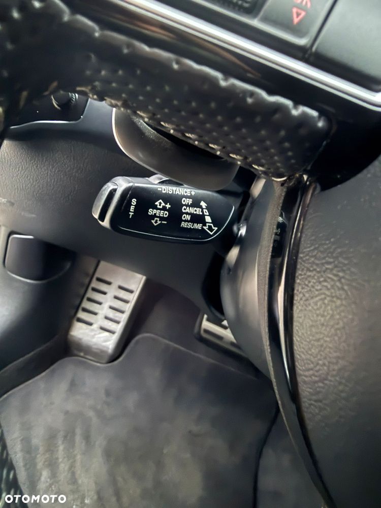 Audi RS4 Avant Avant S tronic - 31