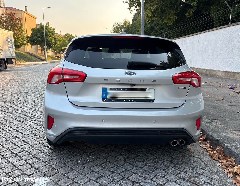 Ford Focus 1.0 EcoBoost MHEV ST-Line - 25
