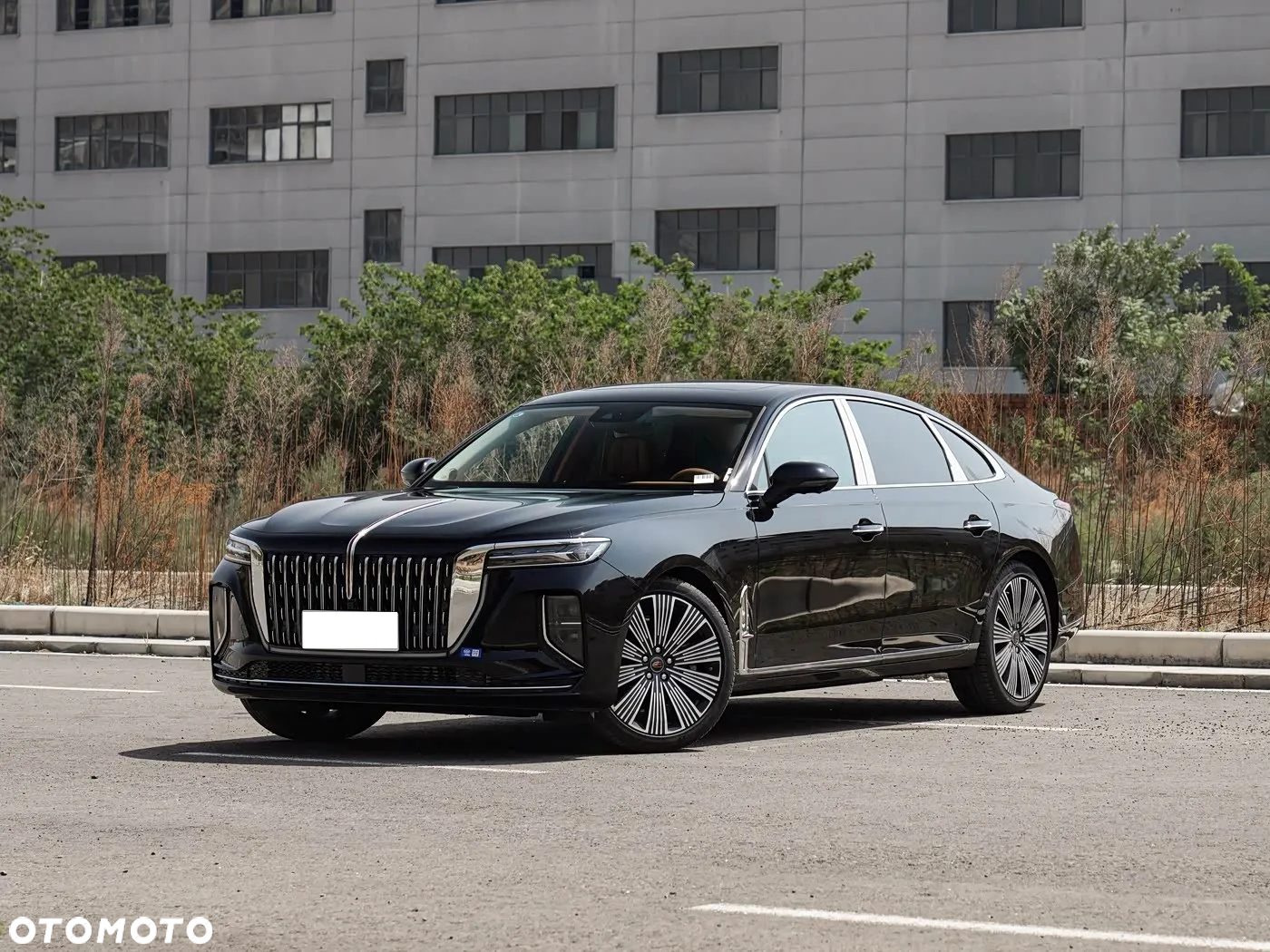 Hongqi H9 Standard - 2