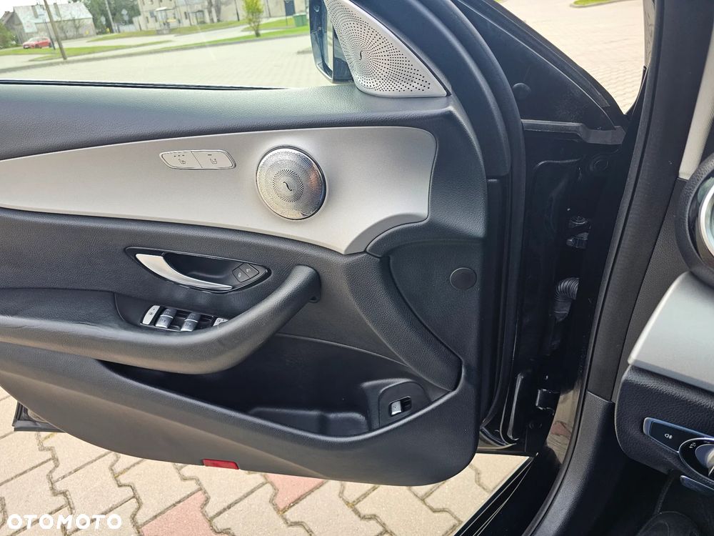 Mercedes-Benz Klasa E 200 d 9G-TRONIC Avantgarde - 28
