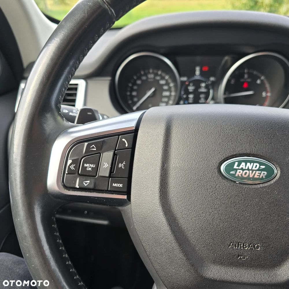 Land Rover Discovery Sport TD4 HSE Luxury - 12