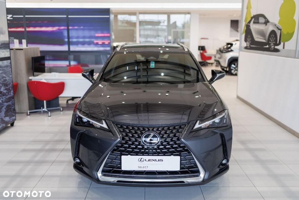 Lexus UX - 3