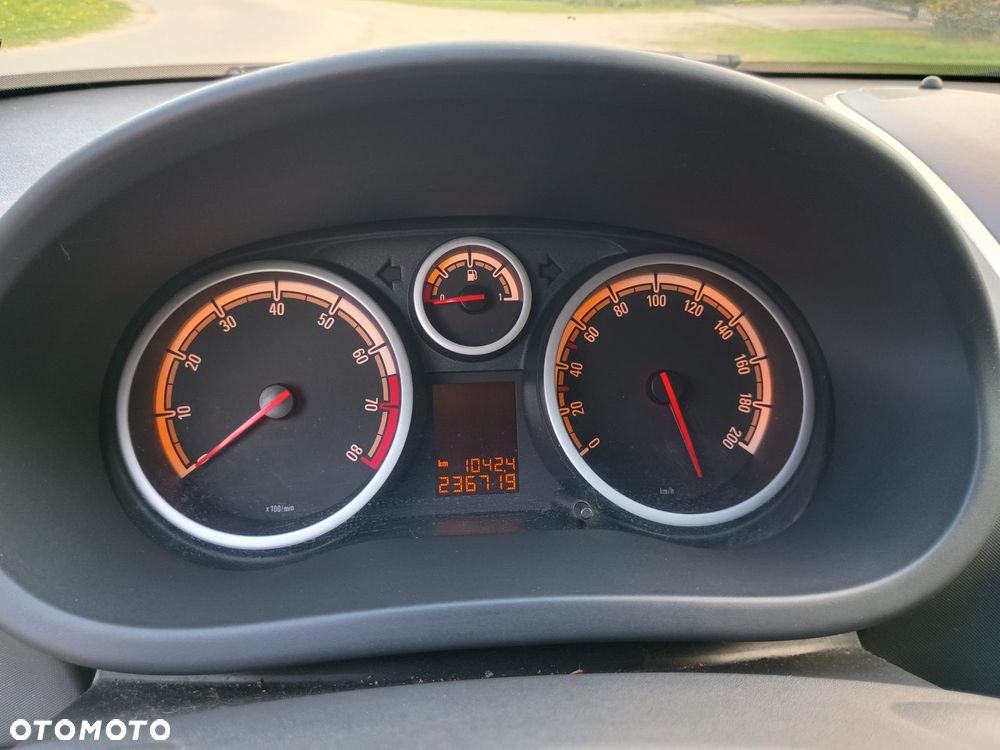 Opel Corsa 1.2 16V Enjoy - 6