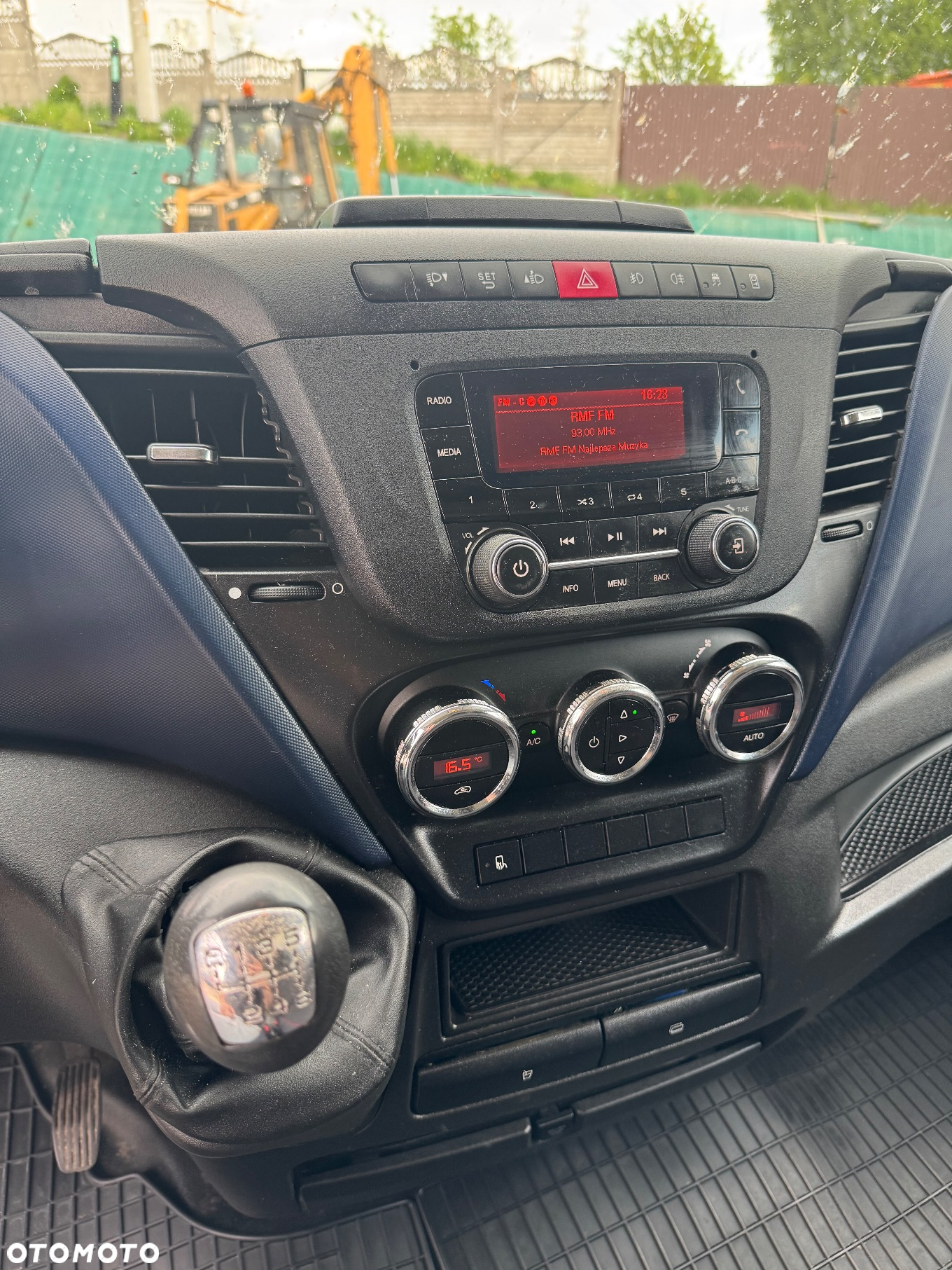 Iveco Daily 50-150 DMC 3.5T 35-150 Izoterma 10 palet WINDA 1000 kg Kontener 50-180 Salon PL - 7