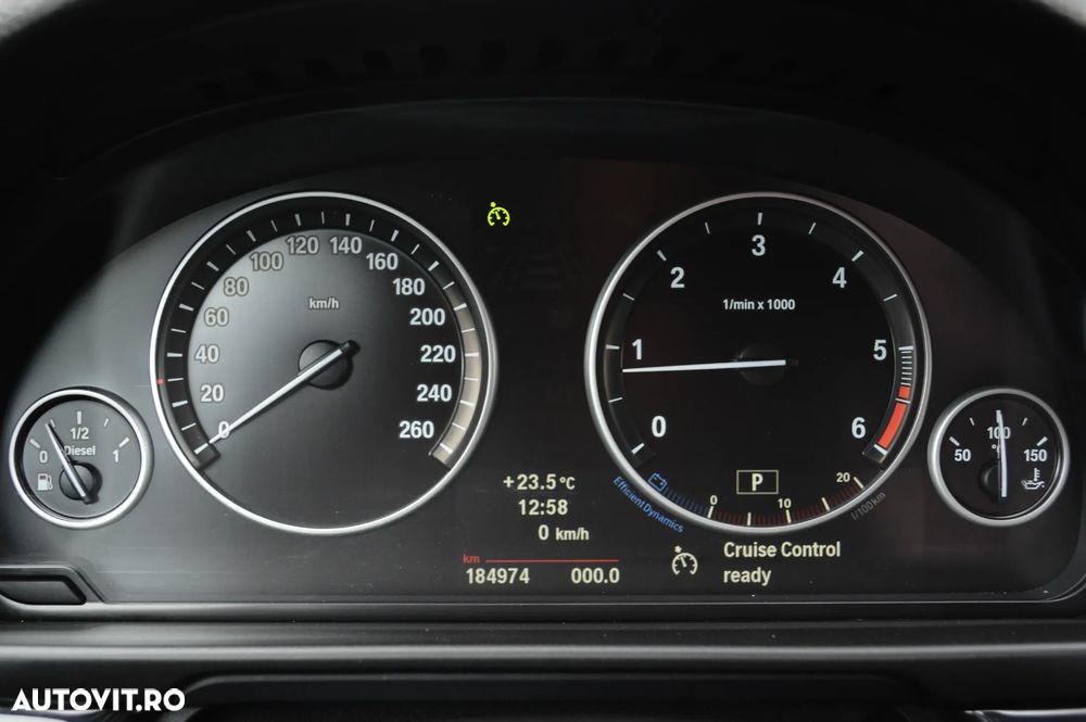 BMW Seria 5 520d Sport-Aut. - 18