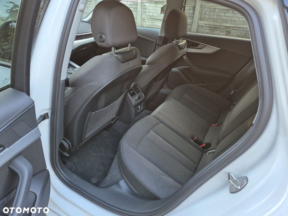 Audi A4 - 14