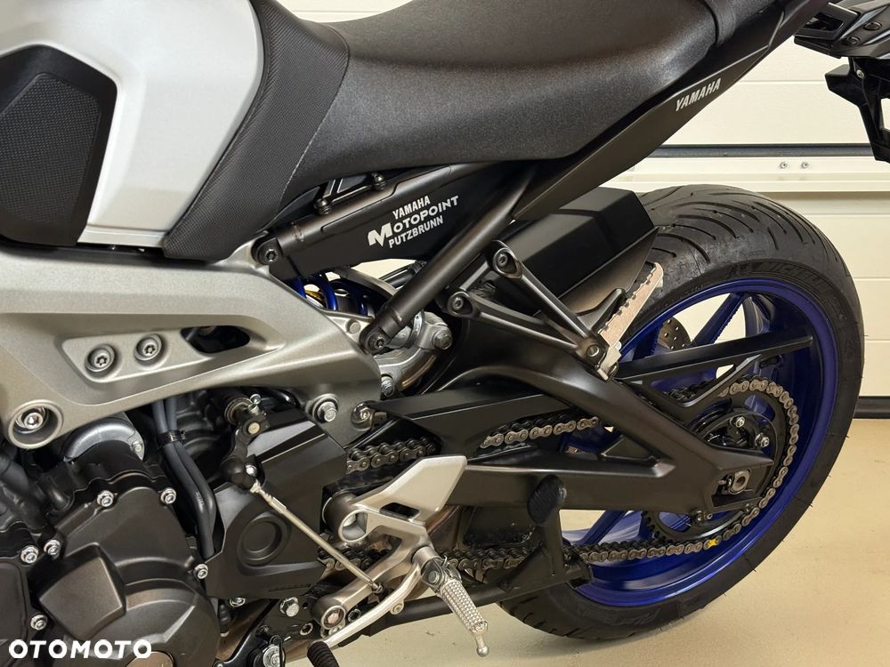 Yamaha MT - 11