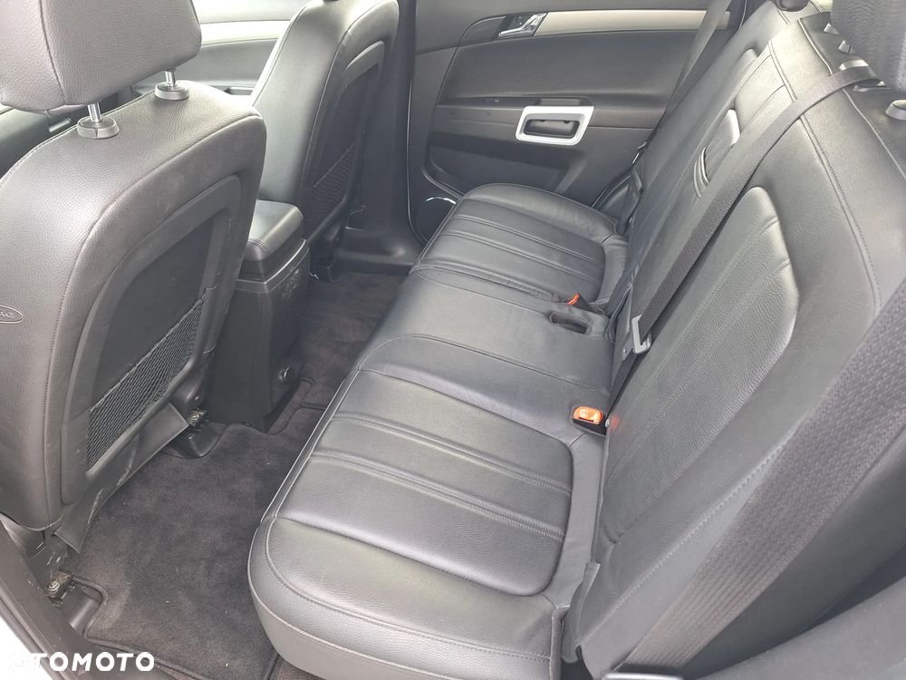 Opel Antara 2.2 CDTI 4x4 Design Edition - 8