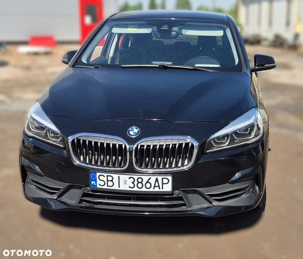 BMW Seria 2 218i - 4