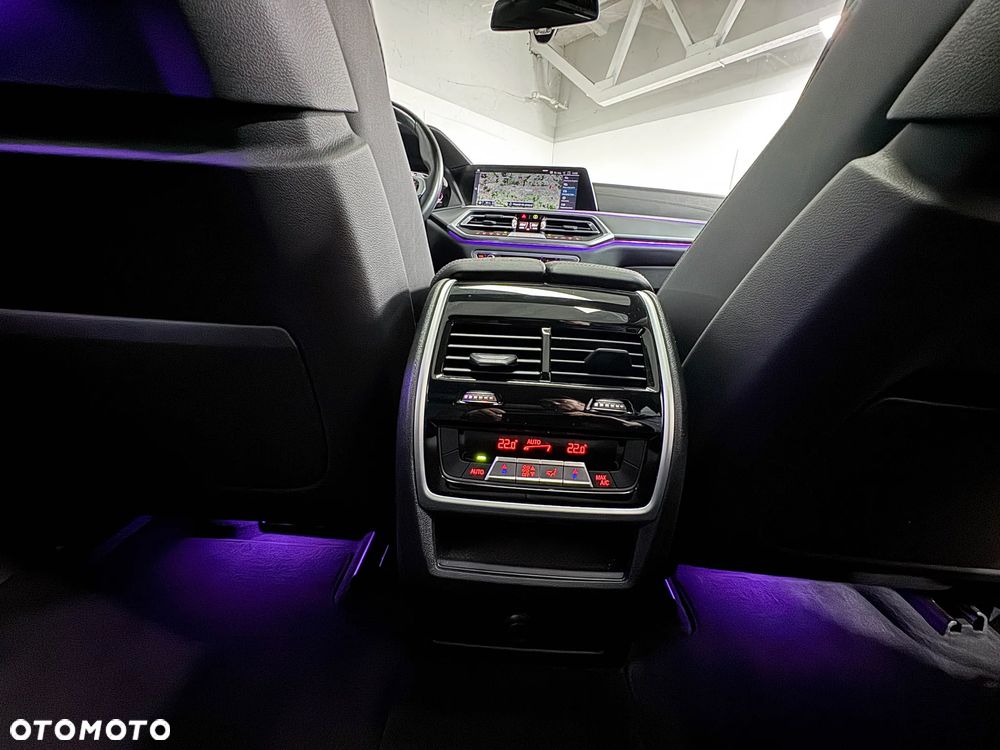 BMW X5 xDrive30d - 38