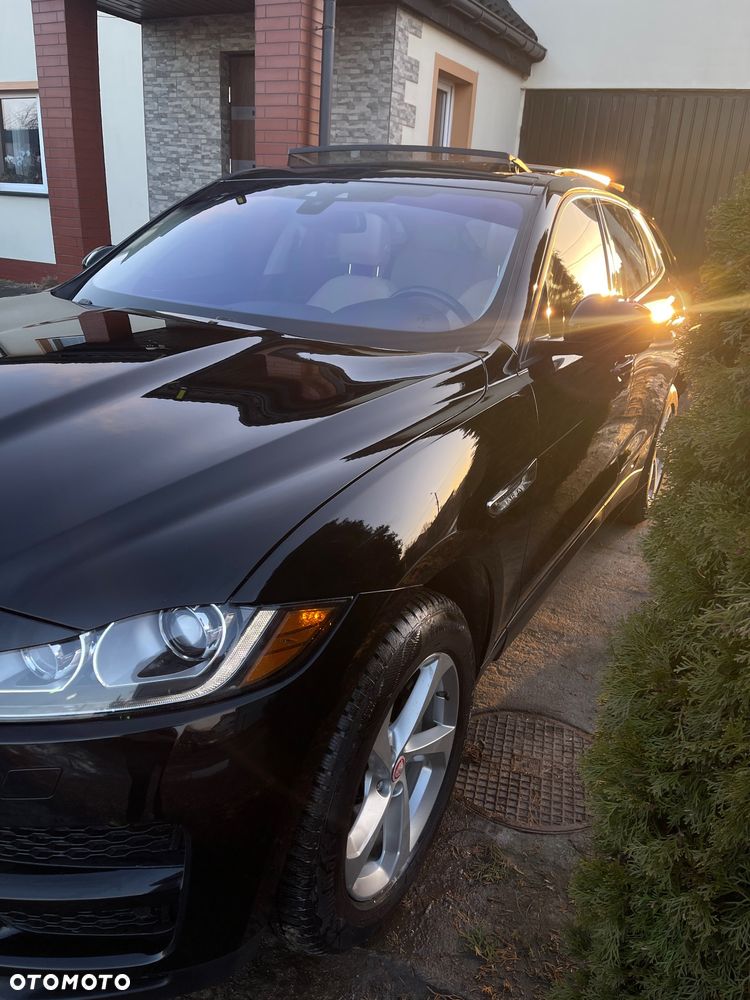 Jaguar F-Pace 35t AWD Prestige - 16
