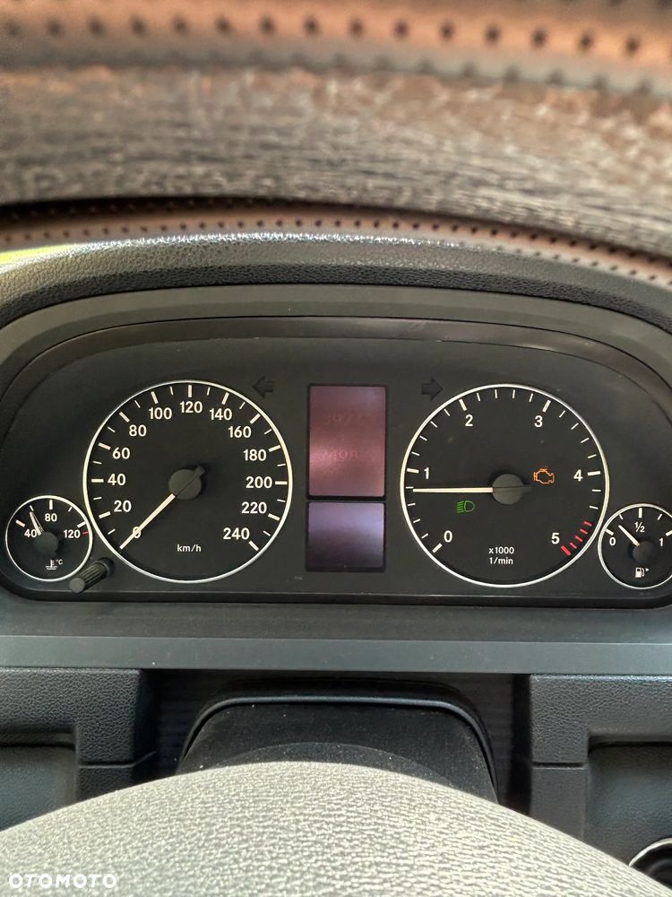 Mercedes-Benz Klasa A 160 CDI Classic - 17
